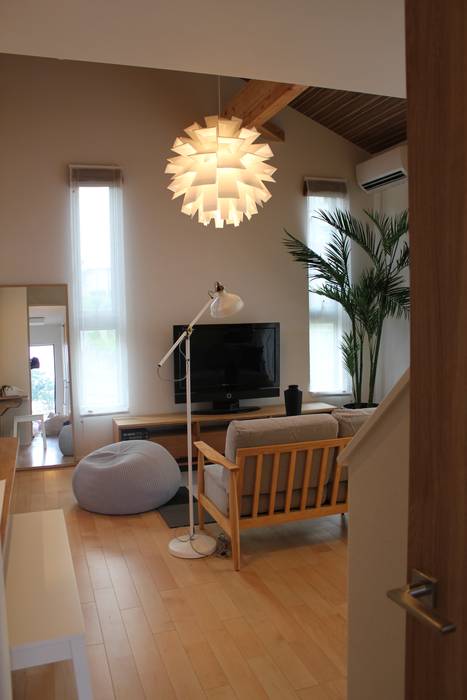 Model Room Funabashi City, コト コト Skandinavische Wohnzimmer Holz Holznachbildung Beleuchtung
