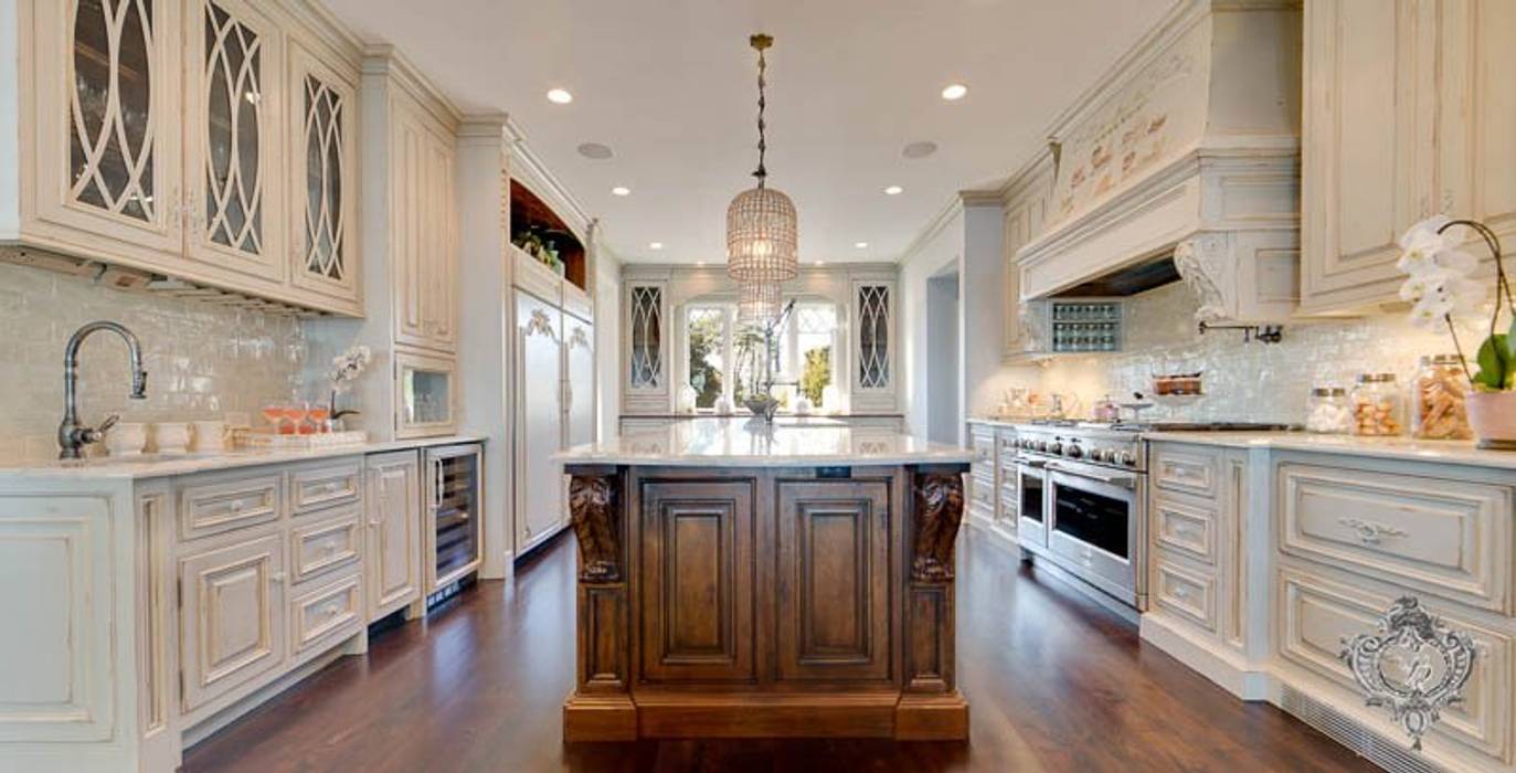 Chic Kitchen & Bath, Kellie Burke Interiors Kellie Burke Interiors Кухня