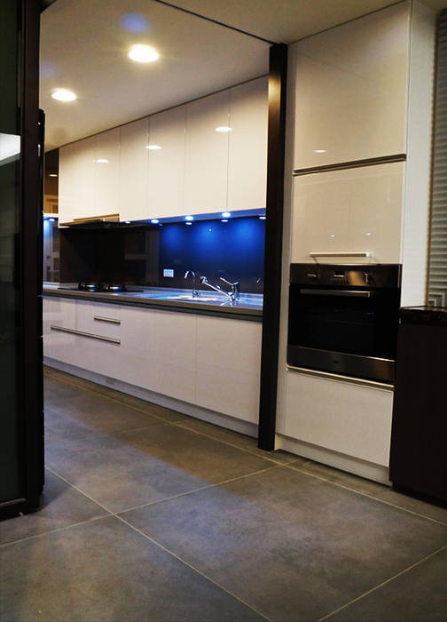 全室案例-新北市林宅, ISQ 質の木系統家具 ISQ 質の木系統家具 現代廚房設計點子、靈感&圖片