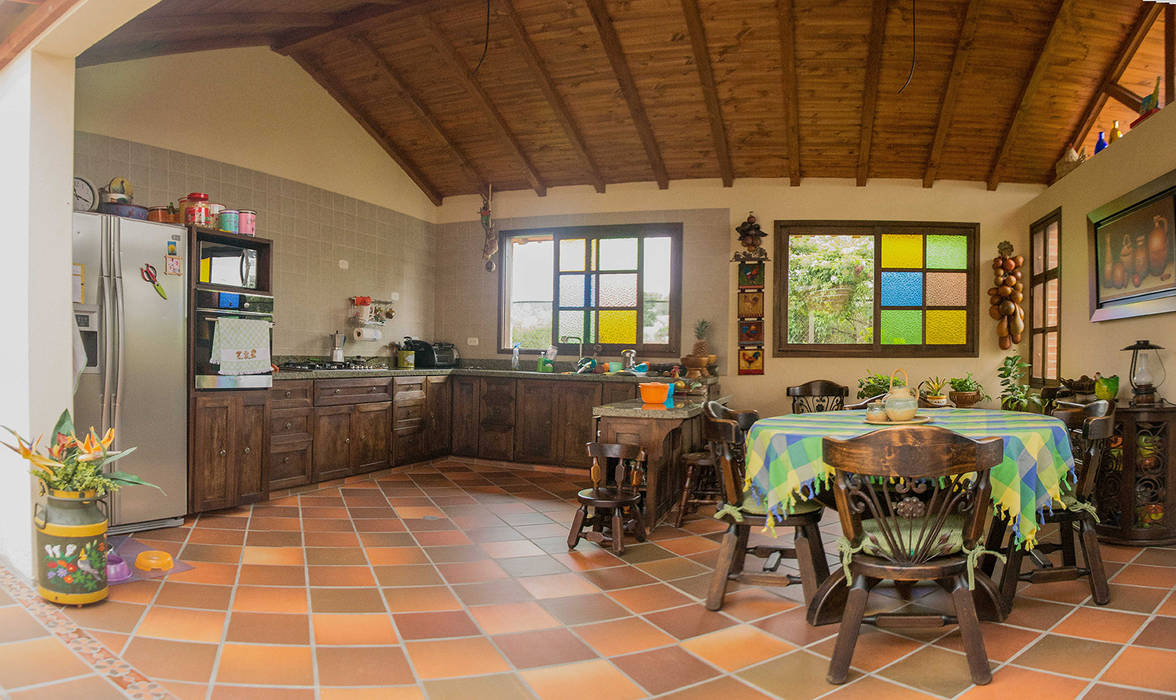 Casa Fagua, ENSAMBLE de Arquitectura Integral ENSAMBLE de Arquitectura Integral Country style kitchen Ceramic