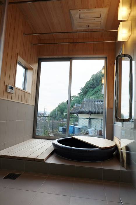 信楽焼浴槽の浴室 after 一級建築士事務所 有限会社設計処草庵