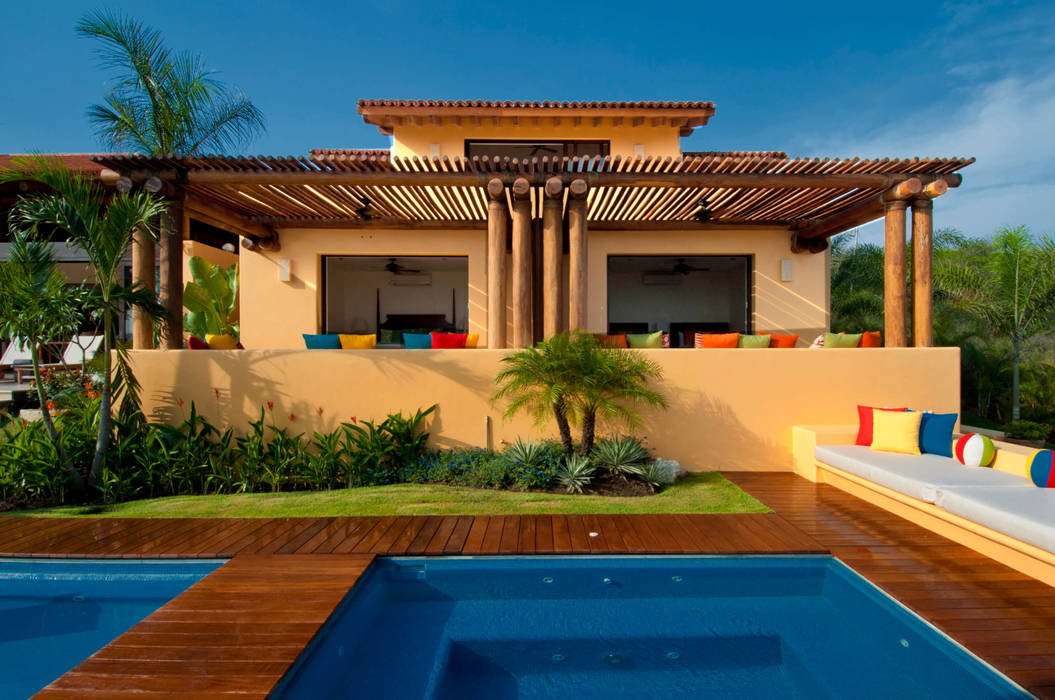 vista de terrazas foto de arquitectura Albercas de jardín Concreto reforzado terraza,plantas perennes,pérgola,piso de madera,casa de playa '