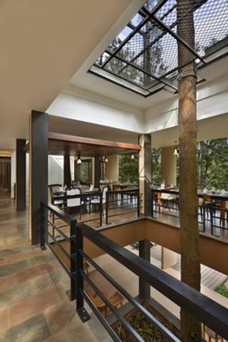 The FIG Restaurant- Atrium Studio - Architect Rajesh Patel Consultants P. Ltd Commercial spaces Hotels