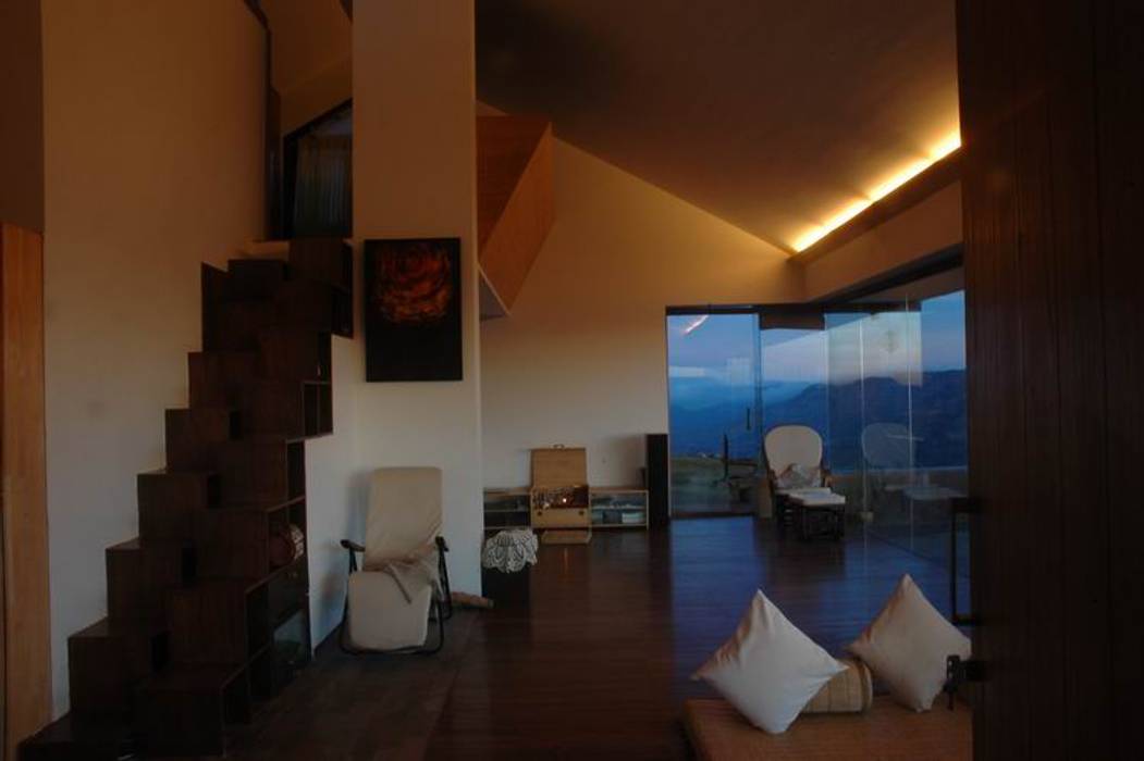 Living Room- Seating Studio - Architect Rajesh Patel Consultants P. Ltd Modern Living Room
