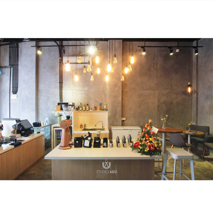 Spotten Coffee Shop, Studio AKU Studio AKU Commercial spaces پلائیووڈ Commercial Spaces