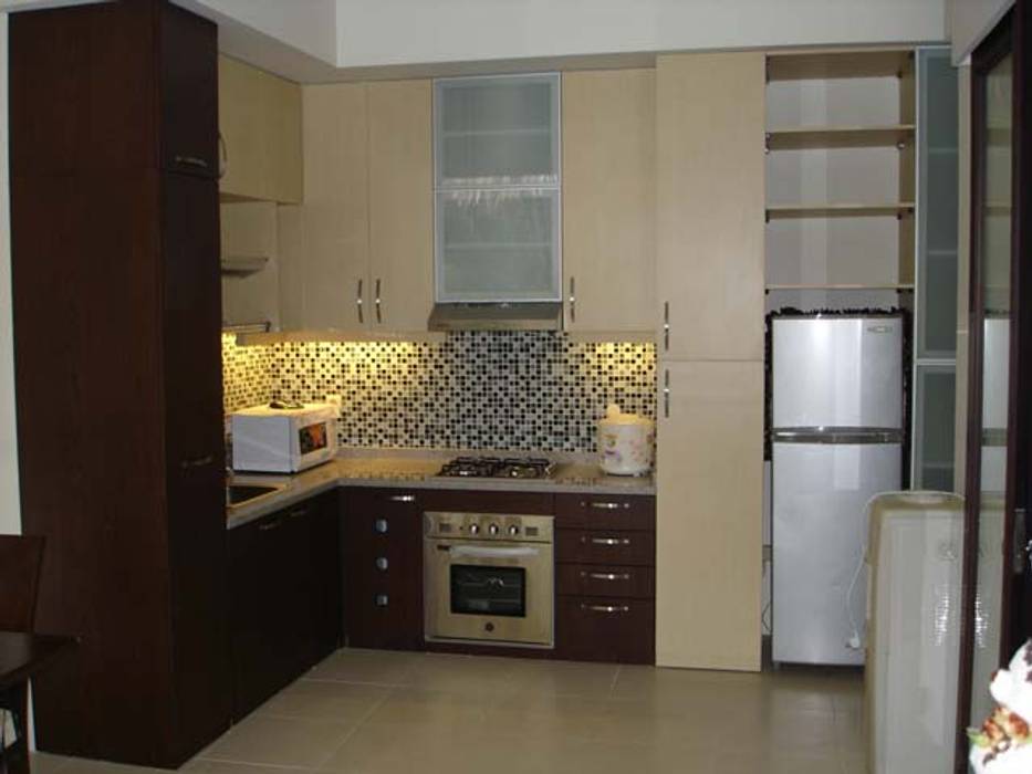 Dapur Minimalis, Contheme Design Contheme Design Minimalist kitchen Cabinets & shelves