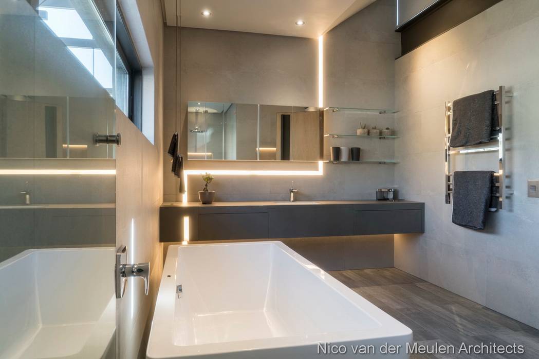 En-Suite Bathroom Nico Van Der Meulen Architects Modern bathroom