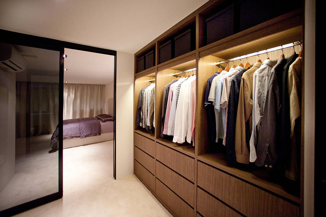 homify Kamar Tidur Minimalis Kayu Buatan Transparent wardrobe,closetdesign,walkinwardrobe,openwardrobe