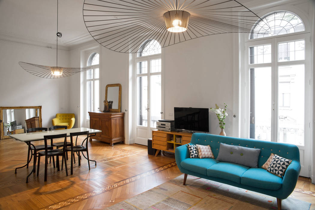 16VT_Ristrutturazione di un appartamento di pregio, Chantal Forzatti architetto Chantal Forzatti architetto Modern living room Solid Wood Multicolored