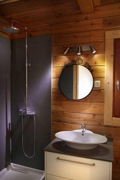 RUSTICASA | Casa unifamiliar | Óbidos, RUSTICASA RUSTICASA Rustic style bathroom Solid Wood Multicolored