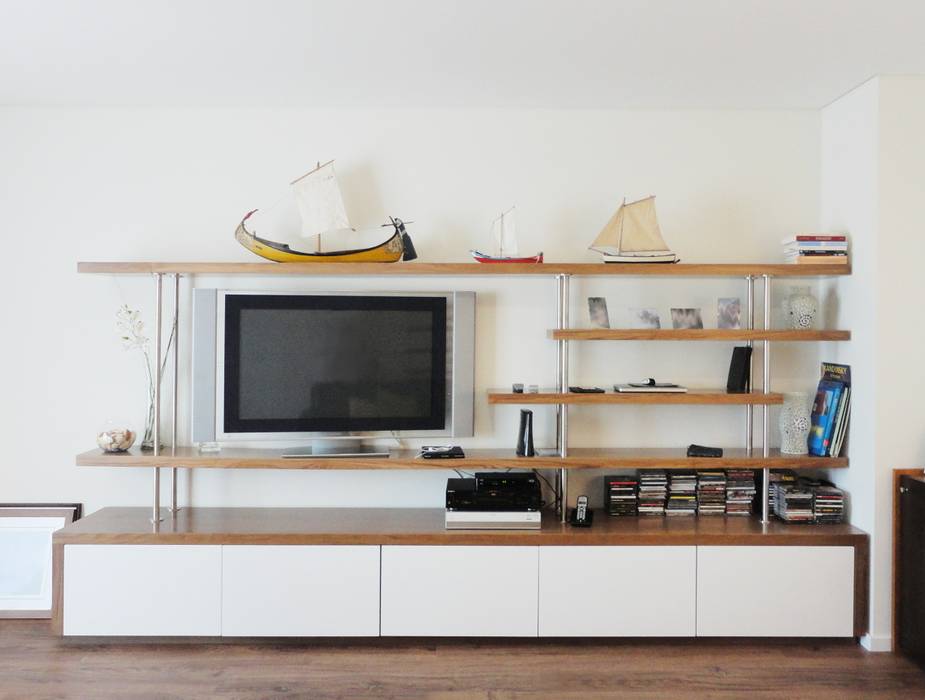 modern  by GAAPE - ARQUITECTURA, PLANEAMENTO E ENGENHARIA, LDA, Modern Wood Wood effect 