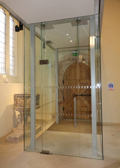 Glass entrance to Church renovation Ion Glass Porte di vetro glass