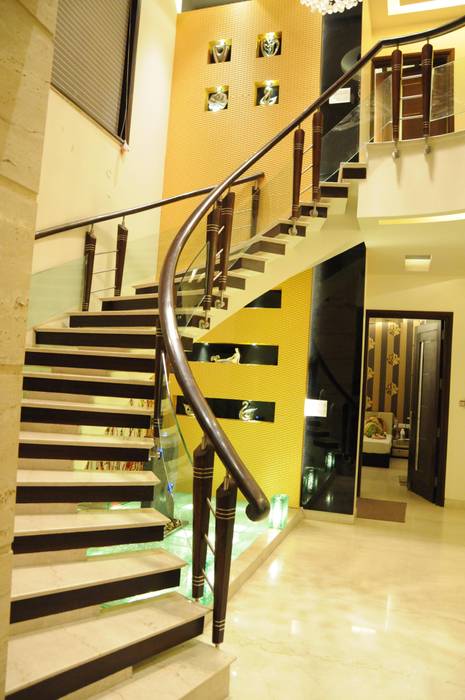 Residential Project, Maverick Architectural Studio Maverick Architectural Studio Modern corridor, hallway & stairs