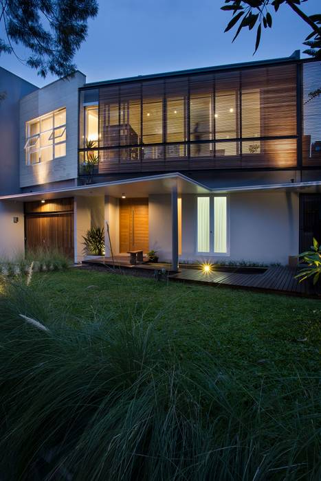 kbp house, e.Re studio architects e.Re studio architects Rumah Modern