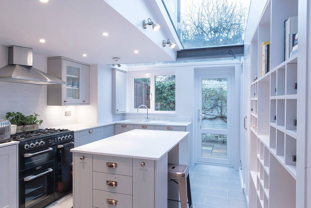 Country Cottage, Kew, Gr8 Interiors Ltd Gr8 Interiors Ltd Built-in kitchens