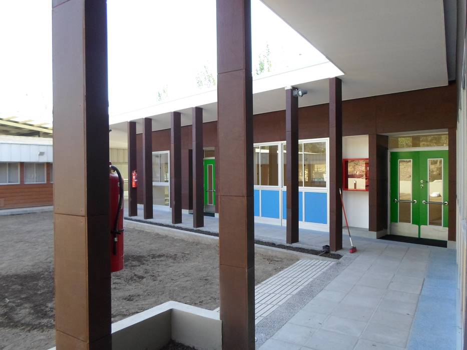 ESCUELA ESPECIAL INTEGRAL "ANGELITOS VERDES II", [ER+] Arquitectura y Construcción [ER+] Arquitectura y Construcción Espacios comerciales Escuelas