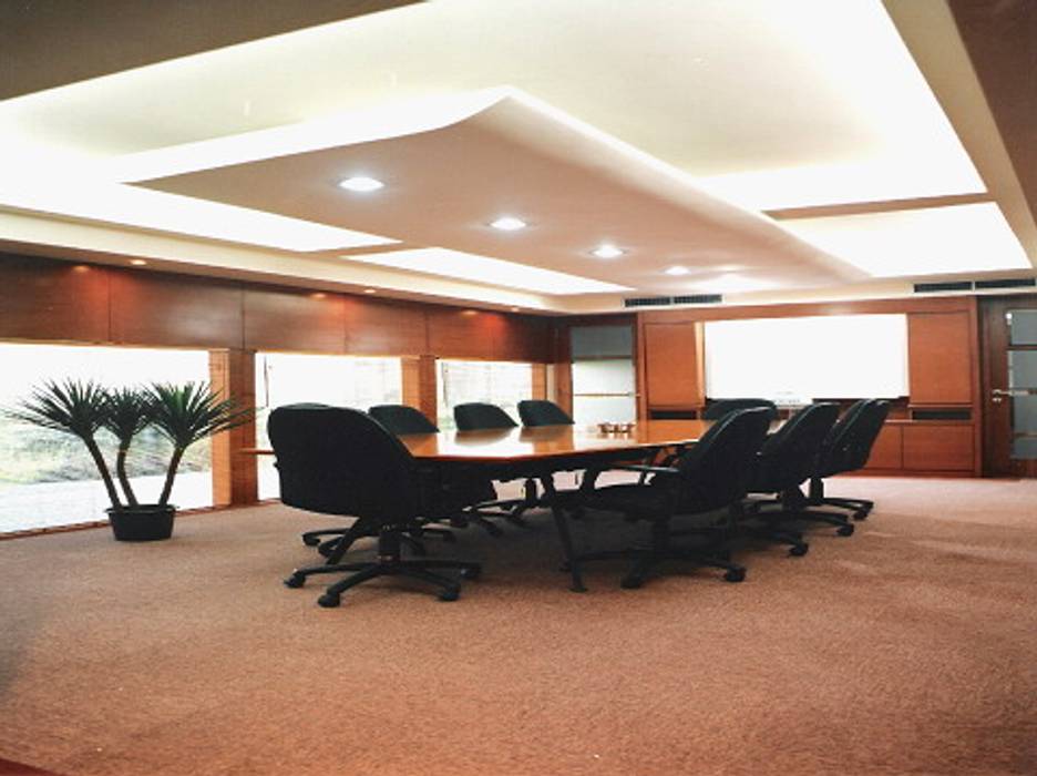 meeting room sigmaDKNP Ruang Studi/Kantor Modern Chairs