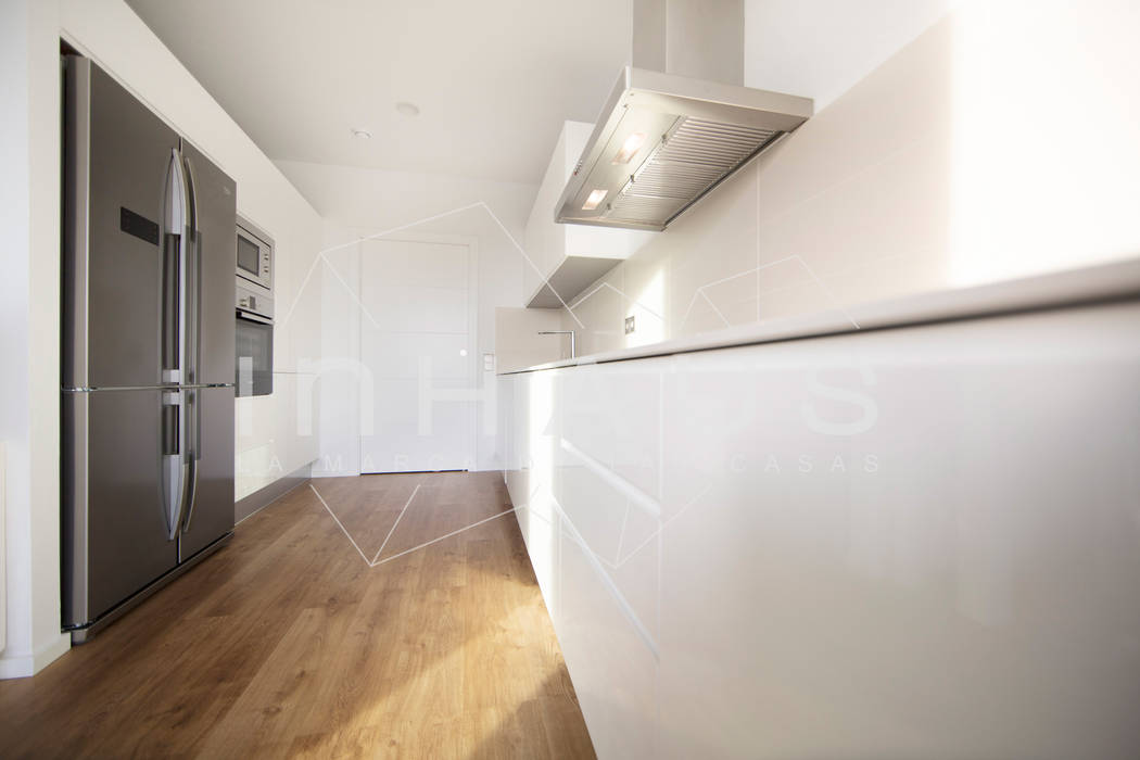 โดย Casas inHAUS โมเดิร์น เซรามิค