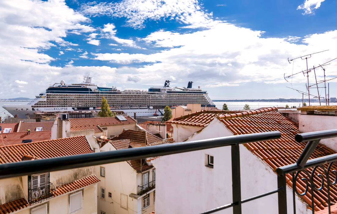 Apartamentos Alfama / Lisboa - Apartments in Alfama / Lisbon, Ivo Santos Multimédia Ivo Santos Multimédia ระเบียง, นอกชาน