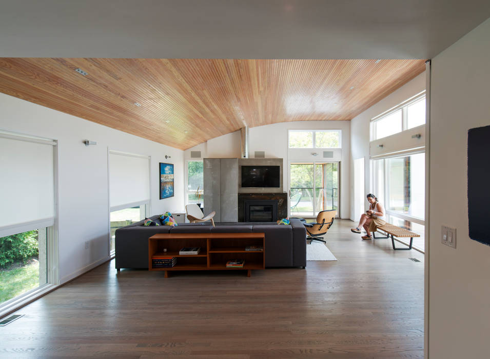 Courtyard House, ARCHI-TEXTUAL, PLLC ARCHI-TEXTUAL, PLLC Modern living room