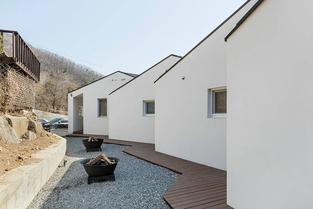 Interlaced Folding : Hotel Doban, HGA 건축디자인연구소 HGA 건축디자인연구소 Modern houses Concrete