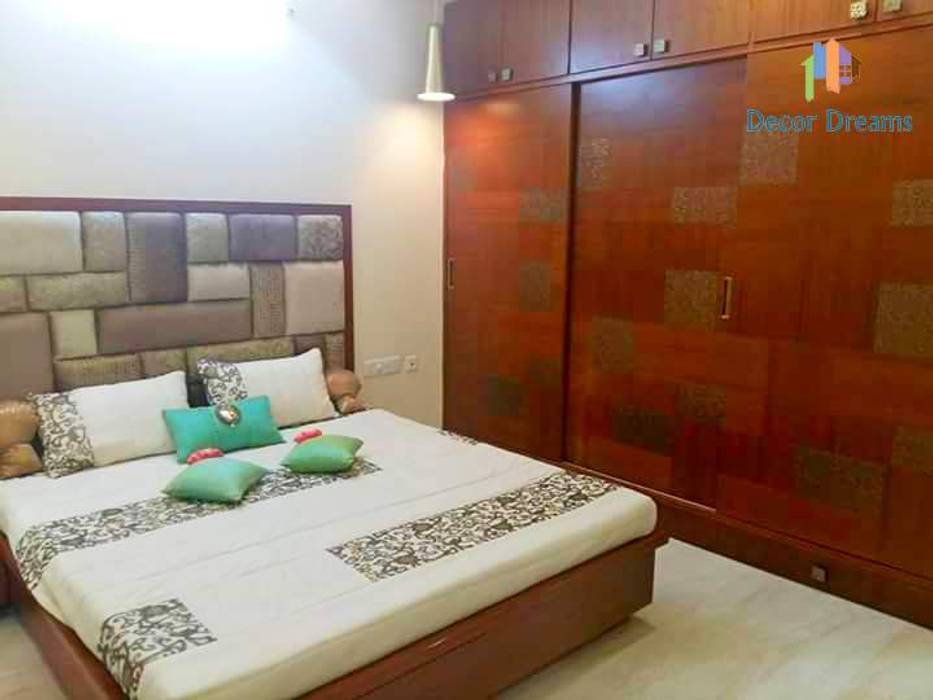 Independent Bungalow - Mr. Modi, DECOR DREAMS DECOR DREAMS Scandinavian style bedroom Wardrobes & closets