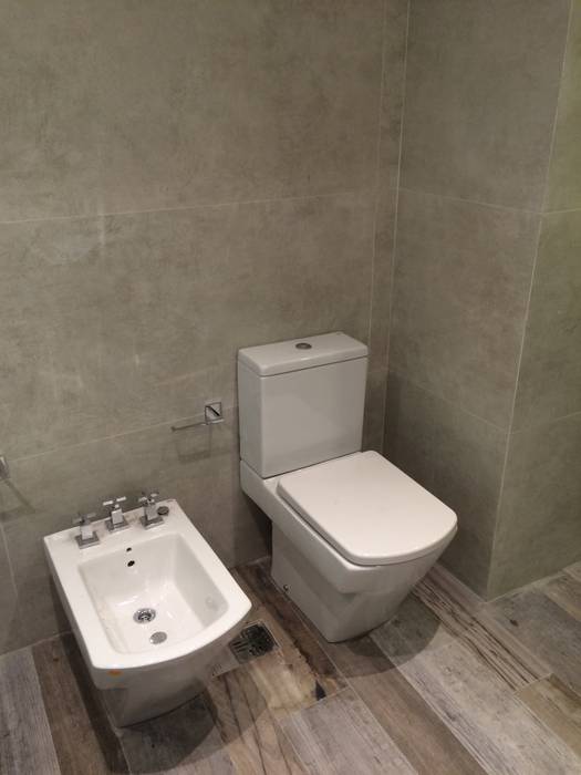 Baño Principal. Equipamiento. NG Estudio Baños modernos Cerámico asiento de baño,mobiliario para el baño,iluminación de baño,piso de baño,baño,porcelanato