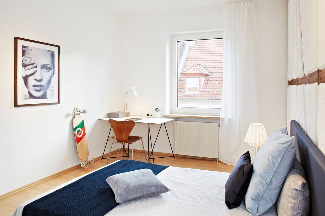 Maisonette Wohnung, Home staging, Home Staging Bavaria Home Staging Bavaria Dormitorios infantiles de estilo rústico