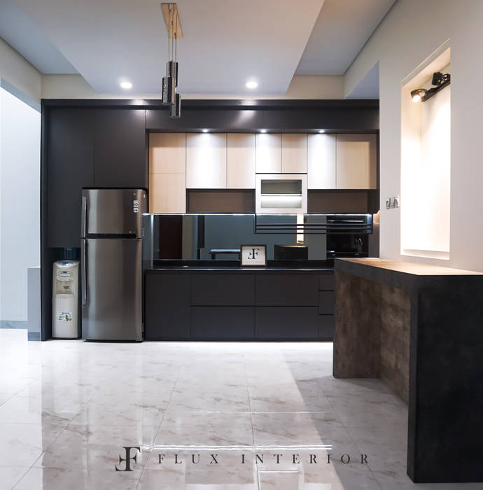 Modern Kitchen at Puri Botanical Garden Residences, Flux Interior Flux Interior Nowoczesna kuchnia