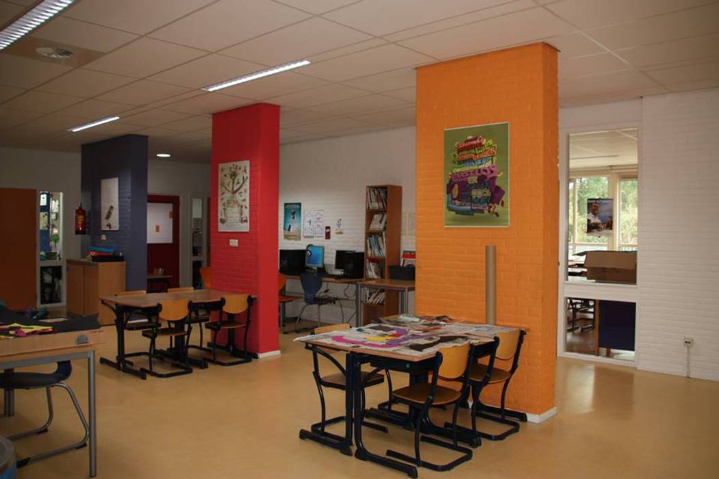 Gemeenschapsruimte janny doornbos architektonische vormgeving Bedrijfsruimten Scholen