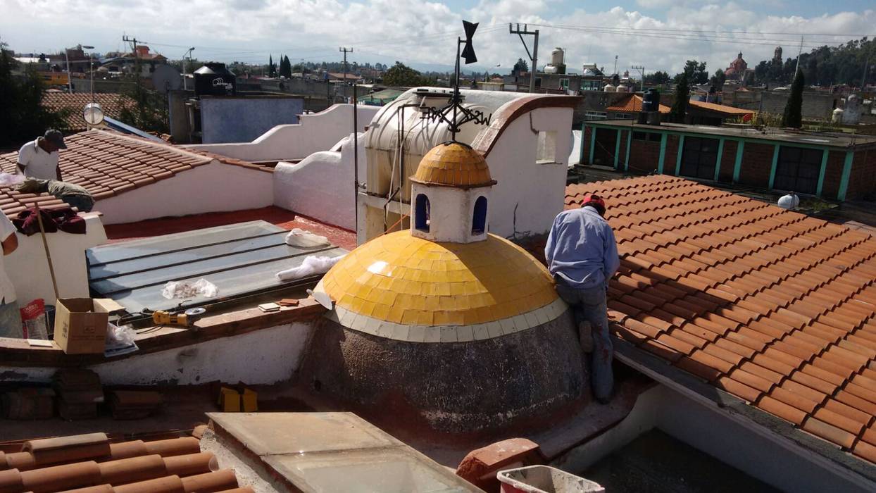 Instalación de la nueva Talavera en Cúpula Arkisav Casas multifamiliares Talavera,Restauración,Casa,Remodelación,Arquitectura,Metepec,Toluca,Construcción