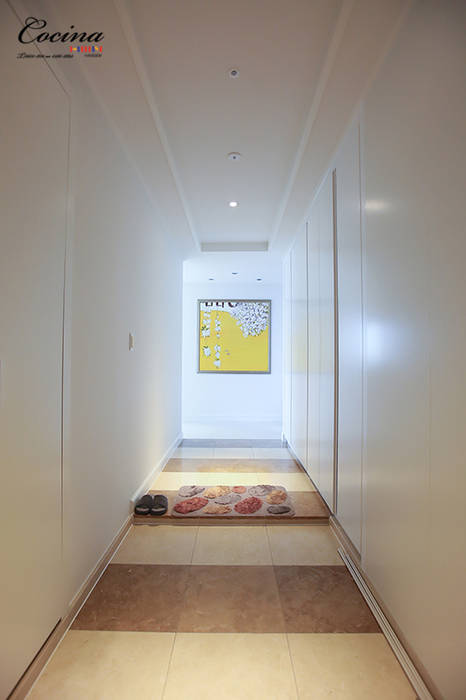 용산 파크타워 , cocina cocina Modern corridor, hallway & stairs