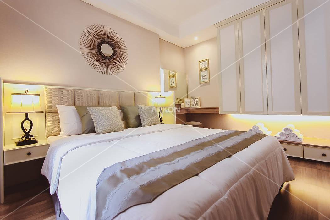 Apartment Landmark Residence, Bandung, ARKON ARKON 클래식스타일 침실 침대 & 헤드 보드