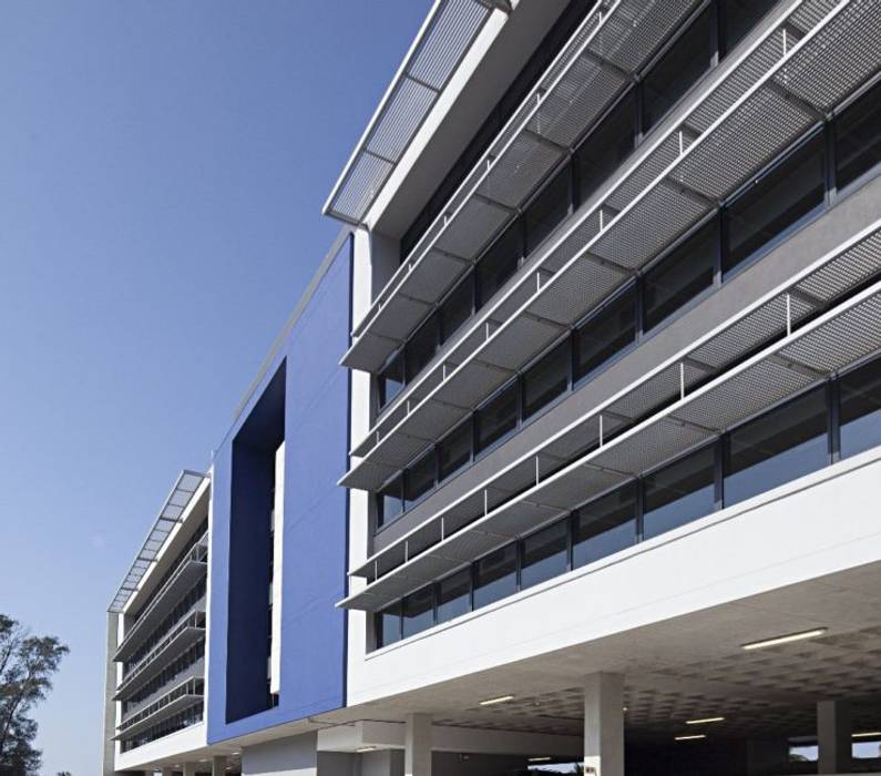 Standard Bank Maputo Offices, Elphick Proome Architects Elphick Proome Architects Commercial spaces Office buildings