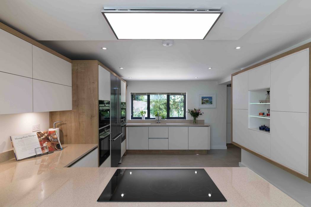 House in Hamble, LA Hally Architect LA Hally Architect Modern kitchen