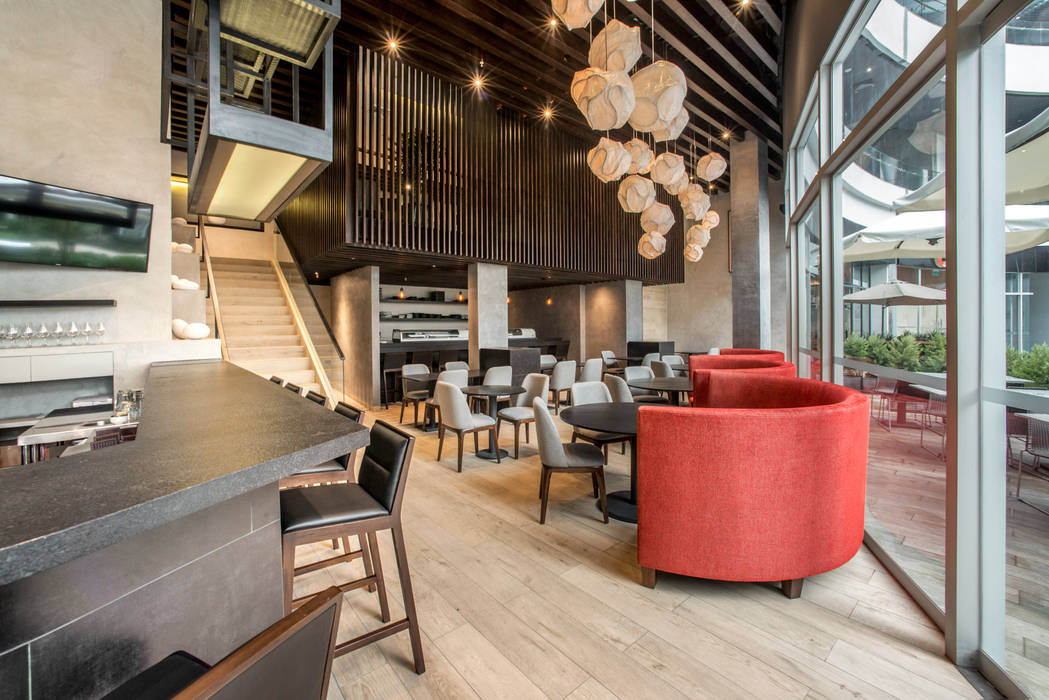 TOSHI Nikkei Restaurant, PALACIO ARQUITECTOS PALACIO ARQUITECTOS Commercial spaces Wood Wood effect Gastronomy