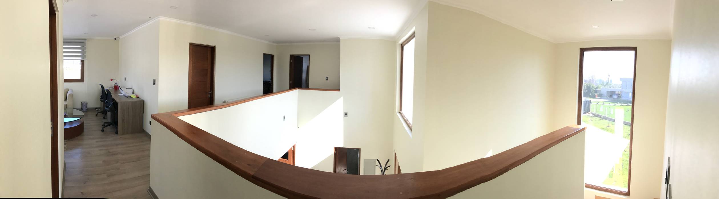 Casa El Golf, AtelierStudio AtelierStudio Pasillos, vestíbulos y escaleras modernos