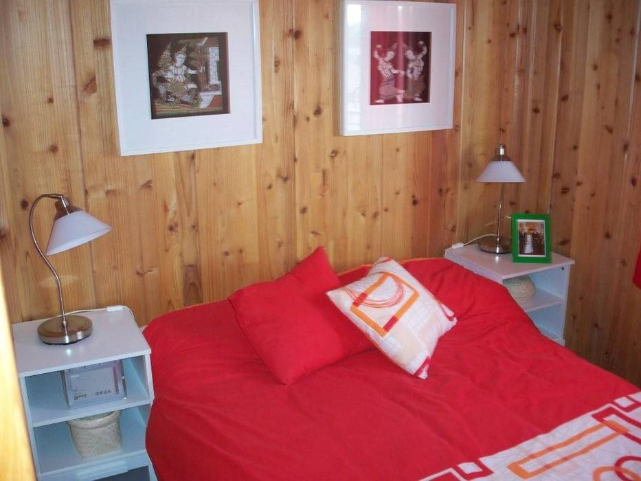RUSTICASA | Casa Eco | Vila Nova de Cerveira, RUSTICASA RUSTICASA Rustic style bedroom Wood Wood effect