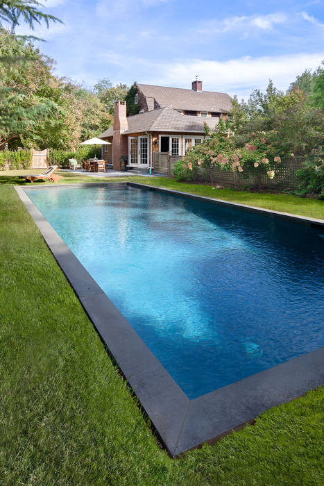 Shelter Island Country Home andretchelistcheffarchitects Garden Pool country home,french door,lofty kitchen,polished concrete,concrete floor,steel,steel structural,wood,shelter island,new york