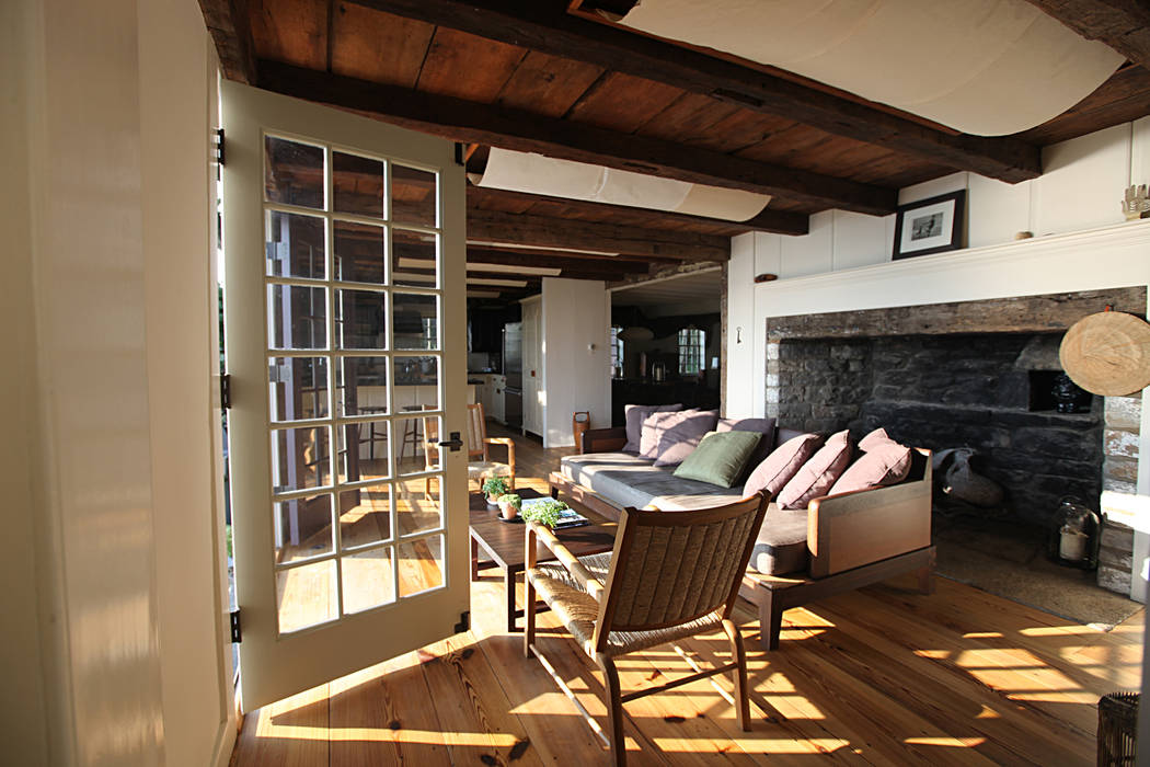 Shelter Island Pool & Terrace andretchelistcheffarchitects Living room