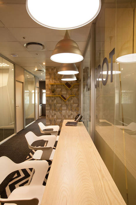 Consumer Friend Offices, Redesign Interiors Redesign Interiors 商業空間 オフィスビル