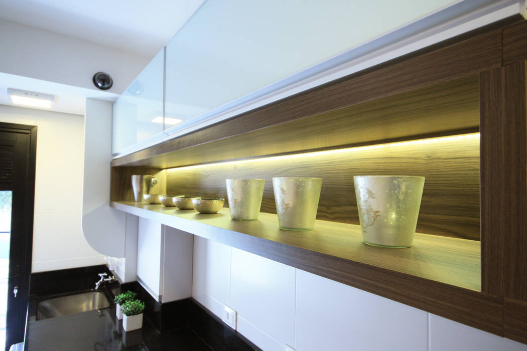 Cozinha MRAM Studio Modern Kitchen
