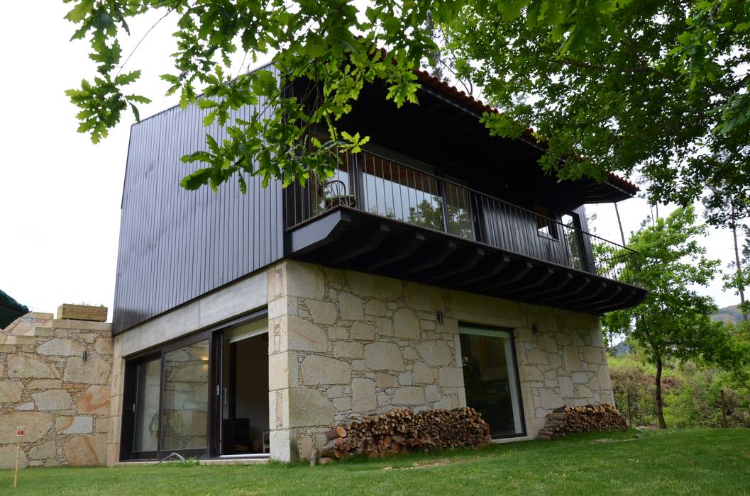 RUSTICASA | Casa da Corte | Arcos de Valdevez, RUSTICASA RUSTICASA Casas de madera Madera Acabado en madera