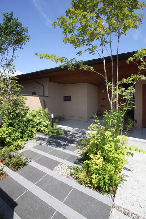 北アルプスを望む家, 藤松建築設計室 藤松建築設計室 Modern home Granite