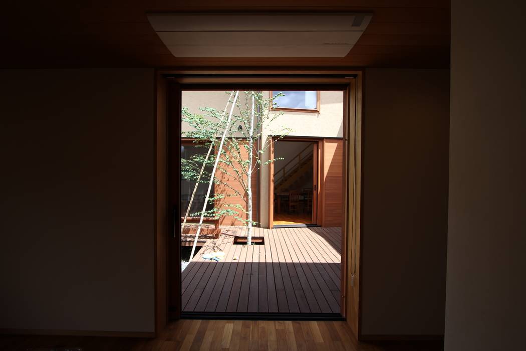 北アルプスを望む家, 藤松建築設計室 藤松建築設計室 Modern style bedroom