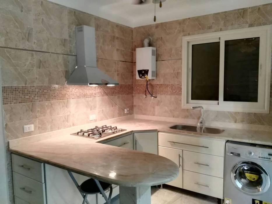 اضاءة مطبخ trk architecture وحدات مطبخ ألمنيوم/ زنك beige homify اضاءة مطبخ trk architecture وحدات مطبخ ألمنيوم/ زنك beige homify