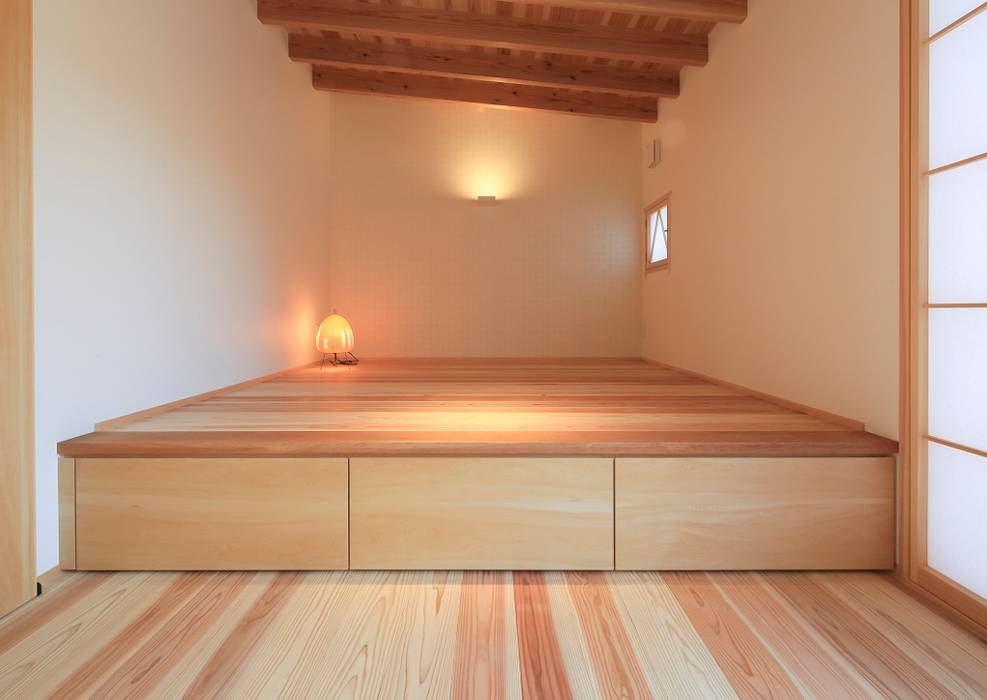 agata house, 髙岡建築研究室 髙岡建築研究室 ห้องนอน ไม้ Wood effect