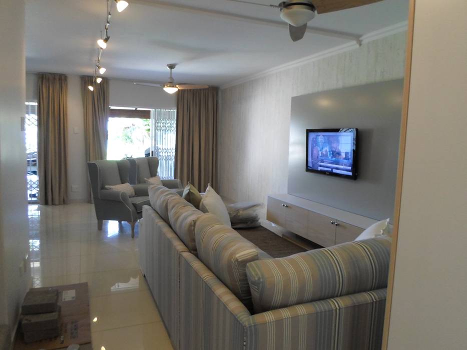 Umhlanga holiday apartment, BHD Interiors BHD Interiors Modern living room