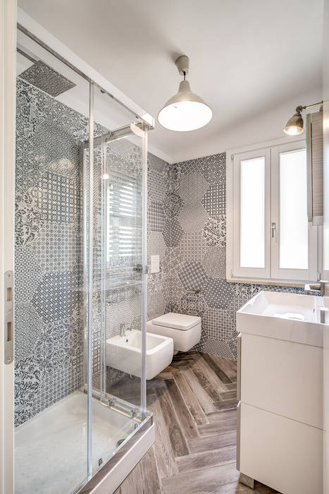 VILLINO (PORTO ERCOLE - GR), Gian Paolo Guerra Design Gian Paolo Guerra Design Phòng tắm phong cách kinh điển