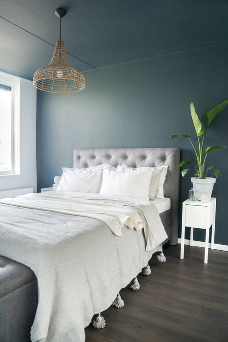 Scandinavische slaapkamer, Pure & Original Pure & Original Scandinavian style bedroom